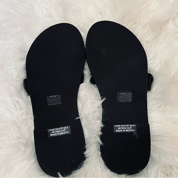 Frye Azalea Black Leather Braid Slide Flat Sandals Size 8.5 - Picture 3 of 5